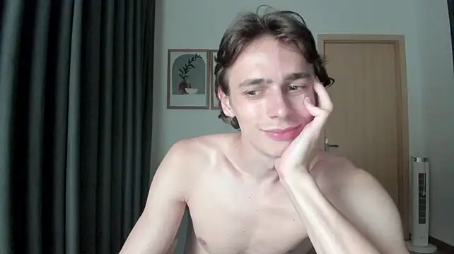 XXX chat uživo modela urgoddessboy