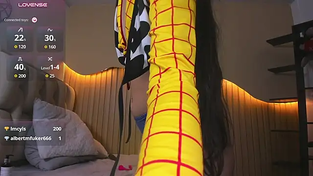 ISAPINK1's Live XXX Chat