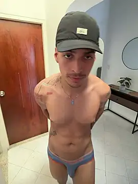 KAIRUIZ's Live XXX Chat