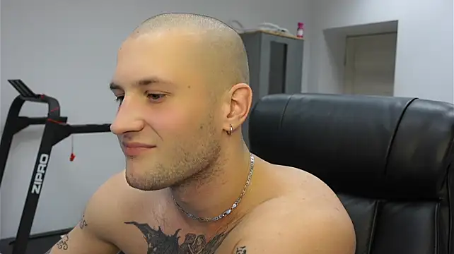 Igor_Wilde's Live XXX Chat