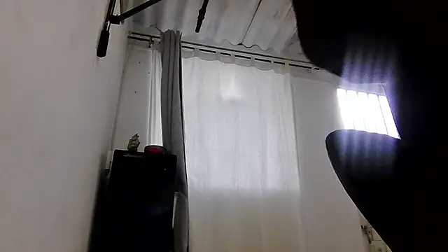 JBond007BBC élő XXX-chatje