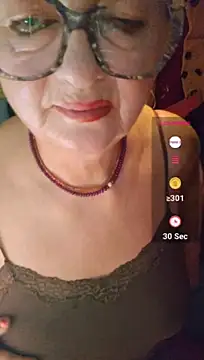 Hot-Muci Live XXX-chat