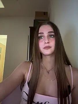צ'אט XXX בשידור חי של BellMeow_