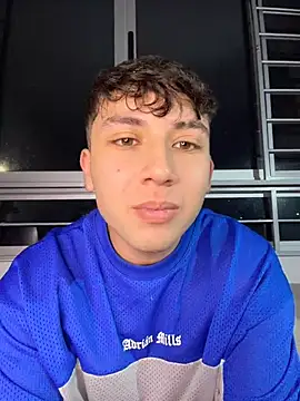 OLIVER_K Live XXX-Chat