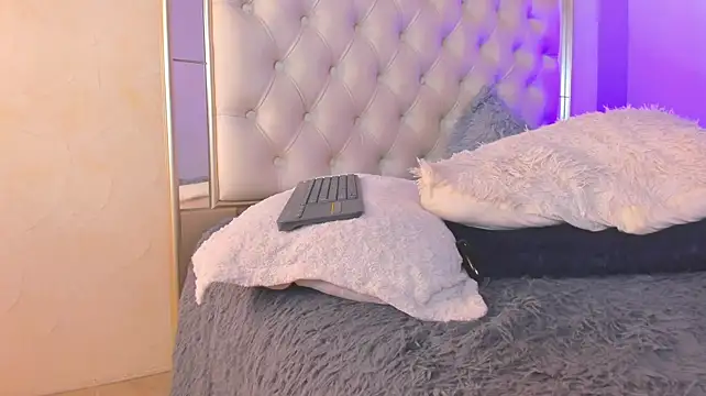 Miss_isaa_X Live XXX-Chat