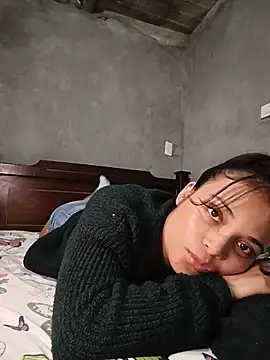 _Estrellita_'s Live XXX Chat