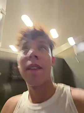 Chat +18 de yoursexyjose ao vivo