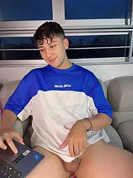 OLIVER_Kn Live XXX chat