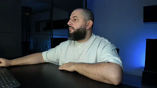Chat XXX en directo de DravenPeak