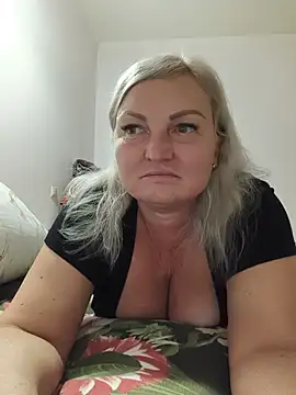 White-Chocolatte's Live XXX Chat