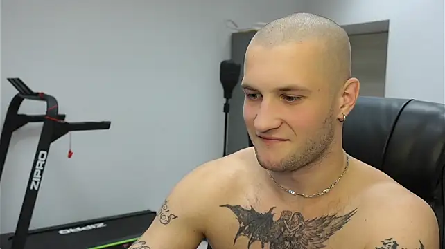 Igor_Wilde লাইভ XXX চ্যাট
