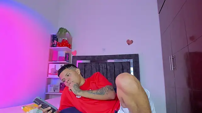 StevenSmith18 Live XXX-Chat