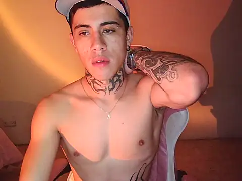 David_LongVibe élő XXX-chatje