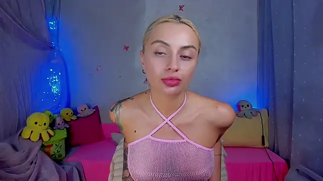 Chatroom XXX en direct de YourLizzyDoll
