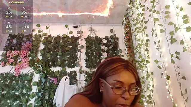 Naty_LmX's Live XXX Chat