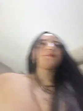 Naty_wet_17's Live XXX Chat