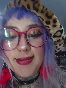 ciindy_ink live XXX chat