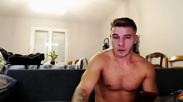 Elkafit28 Live XXX-Chat