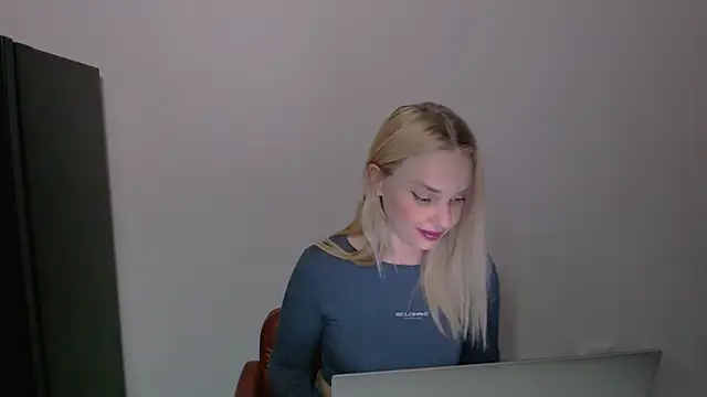 Lia_noo_regrets' Live XXX Chat