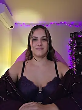 MiaRides19 Adlı Modelin Canlı XXX Sohbeti