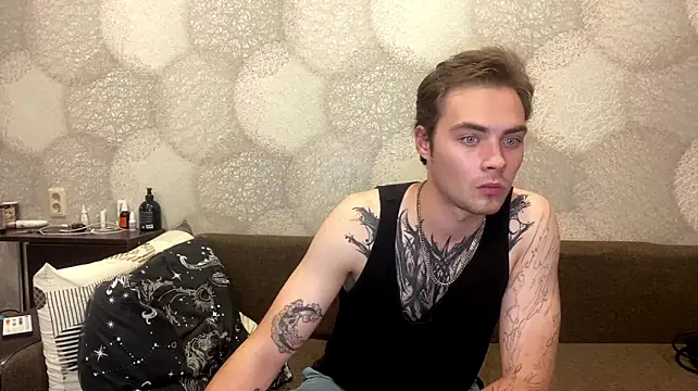 ErnestTarlet – Live XXX-chat