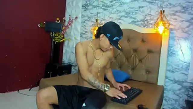 Chat XXX ao vivo de Damian-Lux