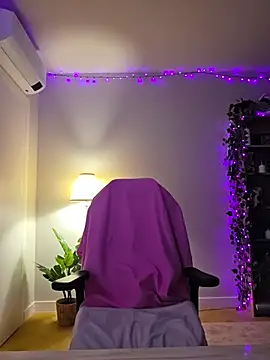 XXX chat uživo modela MiaRides19