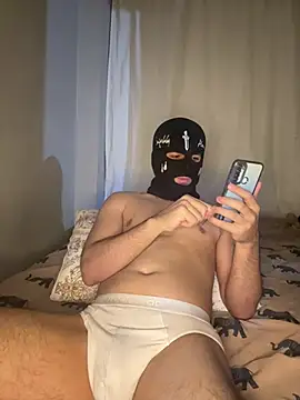 Kissbiceps Adlı Modelin Canlı XXX Sohbeti