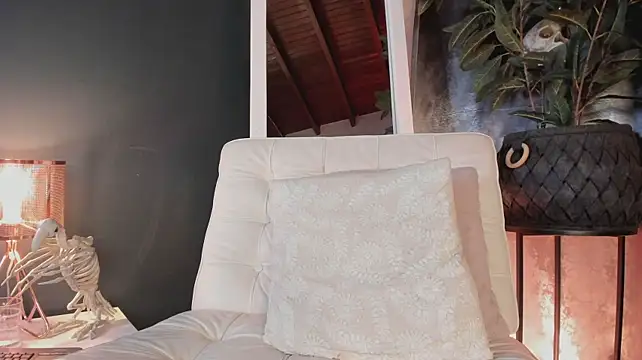 NovaaWheler Chat XXX live
