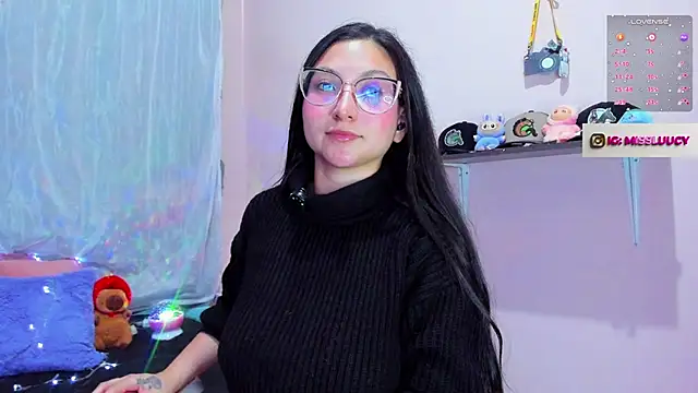 lucy_neil Chat XXX in diretta