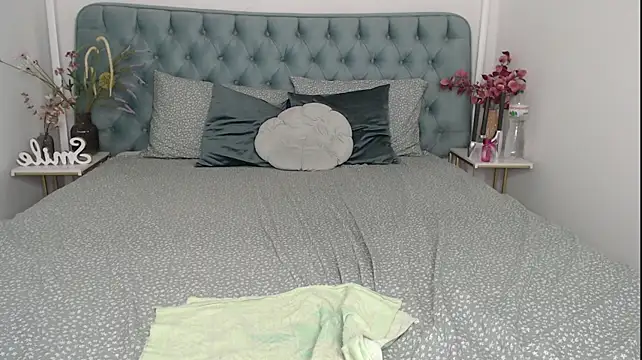 Erika_bestboobs Obrolan Langsung XXX