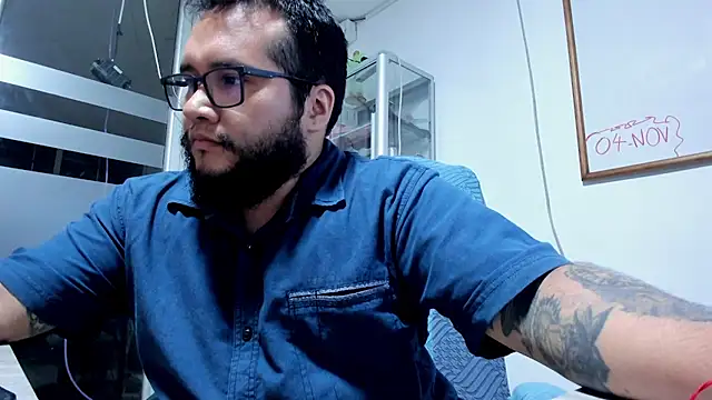 VINCEDMAGLIOO's Live XXX Chat