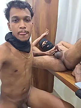 دردشة Hugetoolnick الجنسية المباشرة
