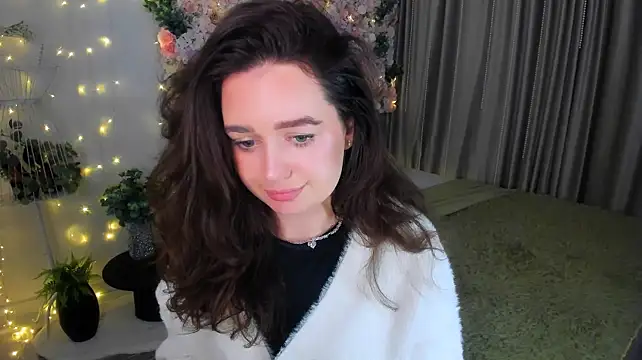 MiracleCurly's Live XXX Chat