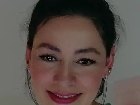 Totyy_Montes Chat XXX in diretta