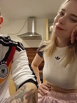 Chat +18 de BlueandJen ao vivo