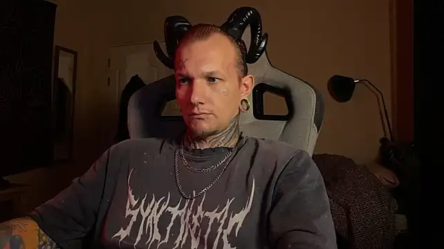 Chat +18 de razor_paul ao vivo