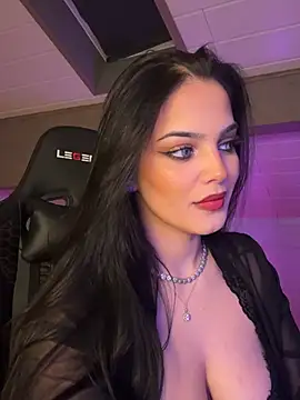 LunnaVey Chat XXX live