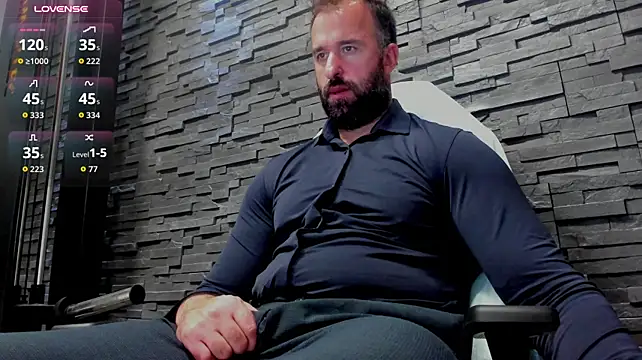 Chat +18 de David_Big_Daddy ao vivo
