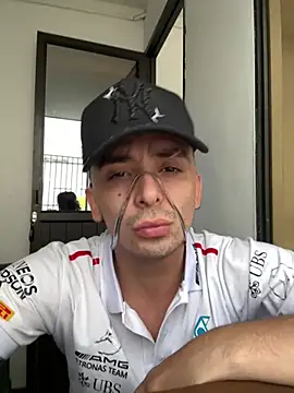 Chatroom XXX en direct de Jacobs0