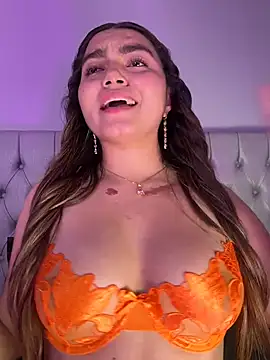 Juli_saenz_ Live XXX-Chat