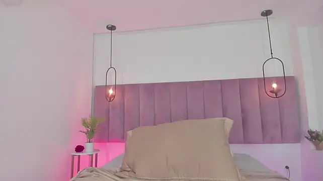 Živý XXX chat emmiily_z
