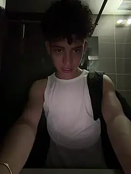 แชท XXX สดของ yoursexyjose