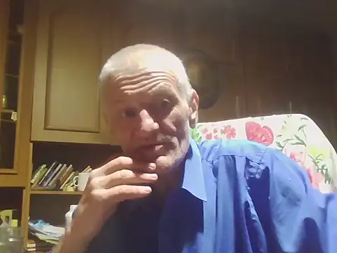 Онлайн чат XXX 1973teacher