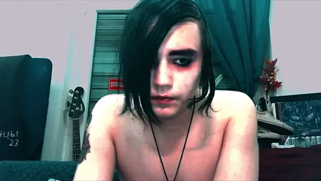 sademobeer Chat XXX in diretta
