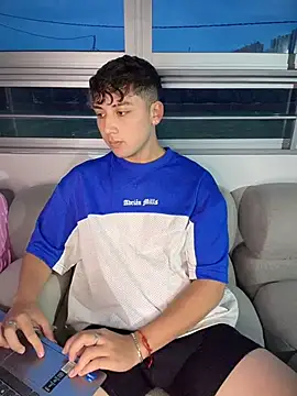 Czat XXX na żywo – OLIVER_K