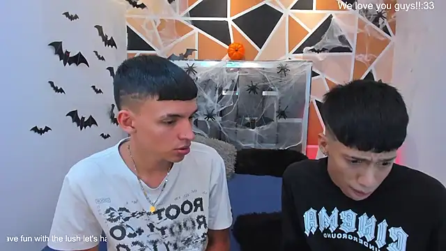 Czat XXX na żywo – Juan_Nd_Steven