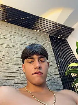 Lander_Cruz's Live XXX Chat