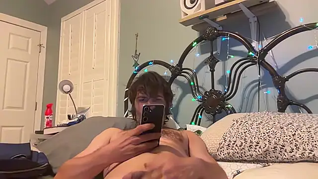TrndSettr XXX чат на живо