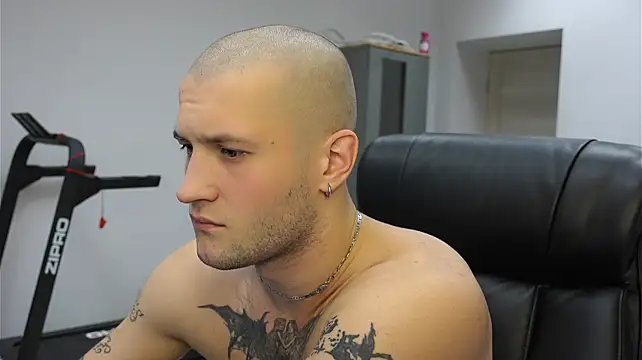 Živý XXX chat Igor_Wilde